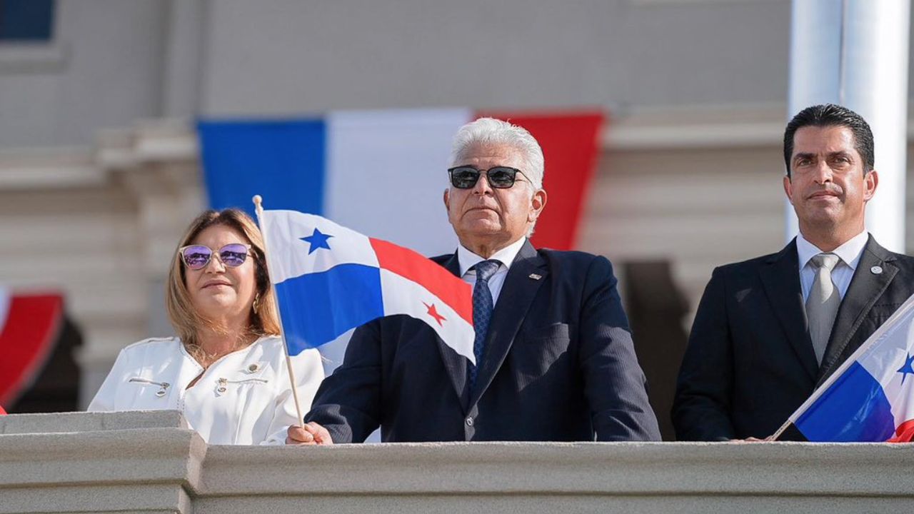 El canal 'no ha parado de crecer' en manos de Panamá, en las que permanecerá 'siempre'