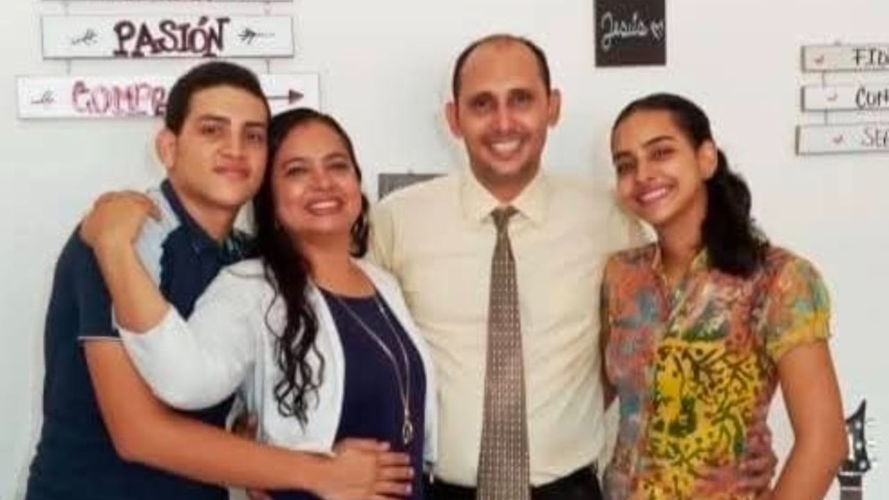 Matan a pastor evangélico y su familia mientras departían en un restaurante