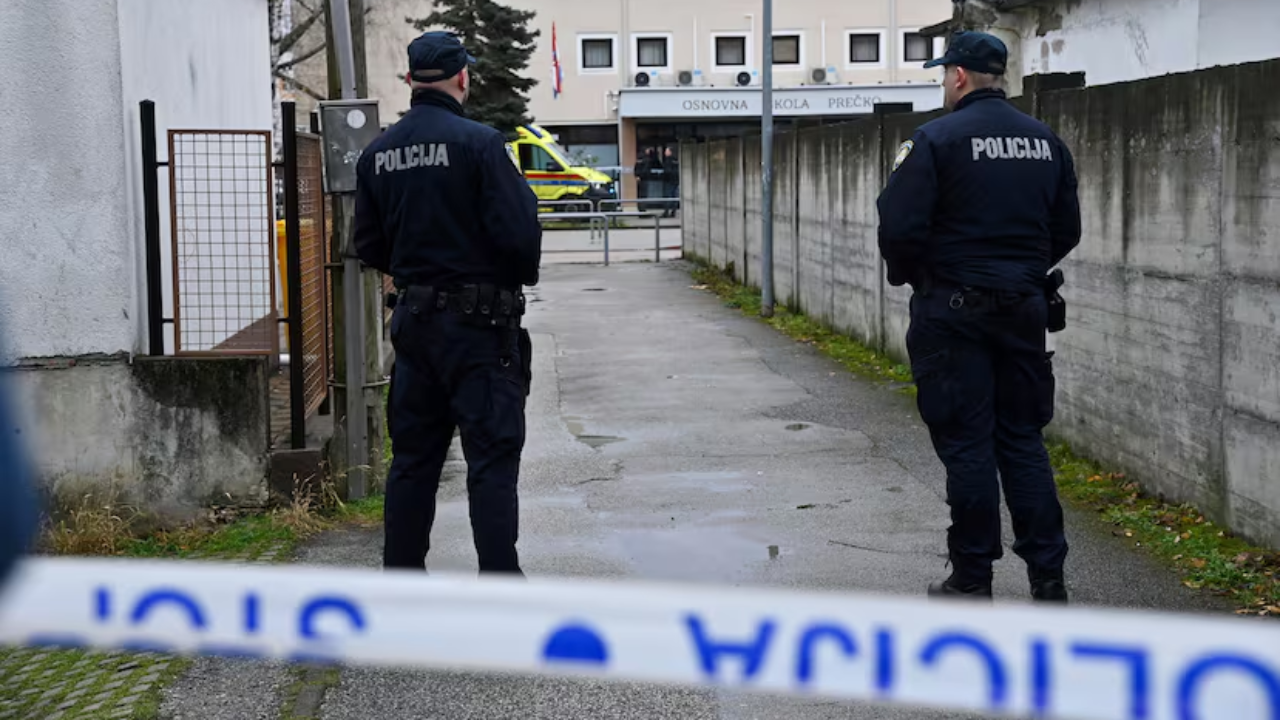 Muere niña de 7 años por ataque con arma blanca en escuela