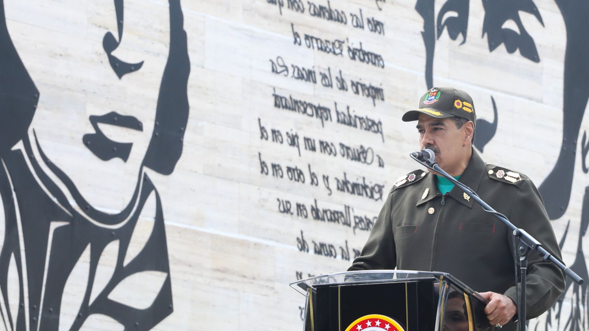 Maduro augura 'más patria, más independencia y más revolución' para Venezuela en 2025