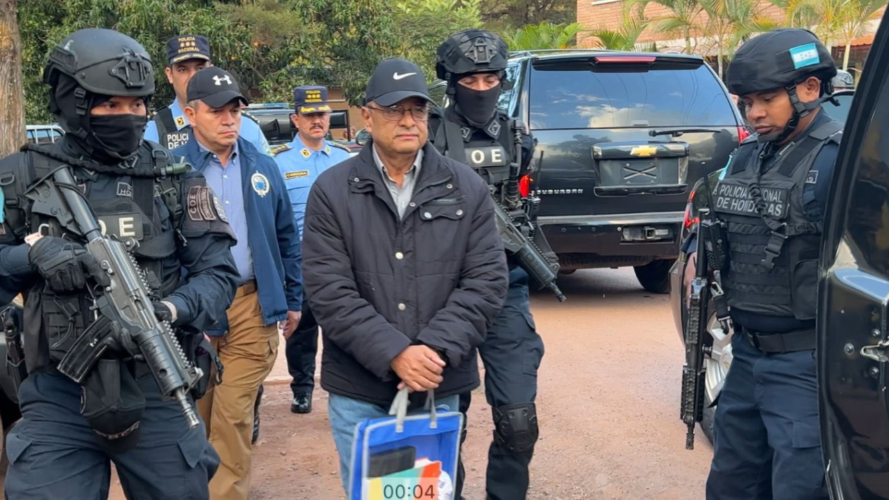 Políticos vinculados al 'narco' podrían ser revelados tras audiencia de exdiputado en EE.UU., según experta