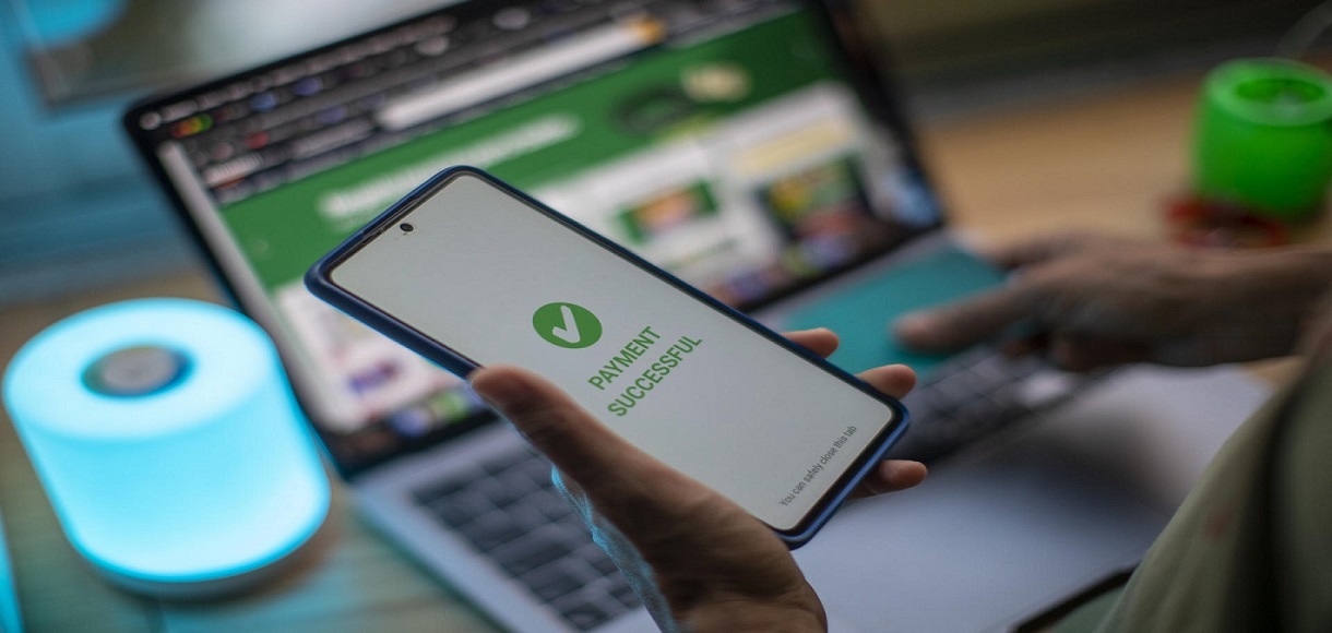 Tecnología de IA permitió a Visa bloquear 85% más fraudes durante el 'Cyber Monday 2024'