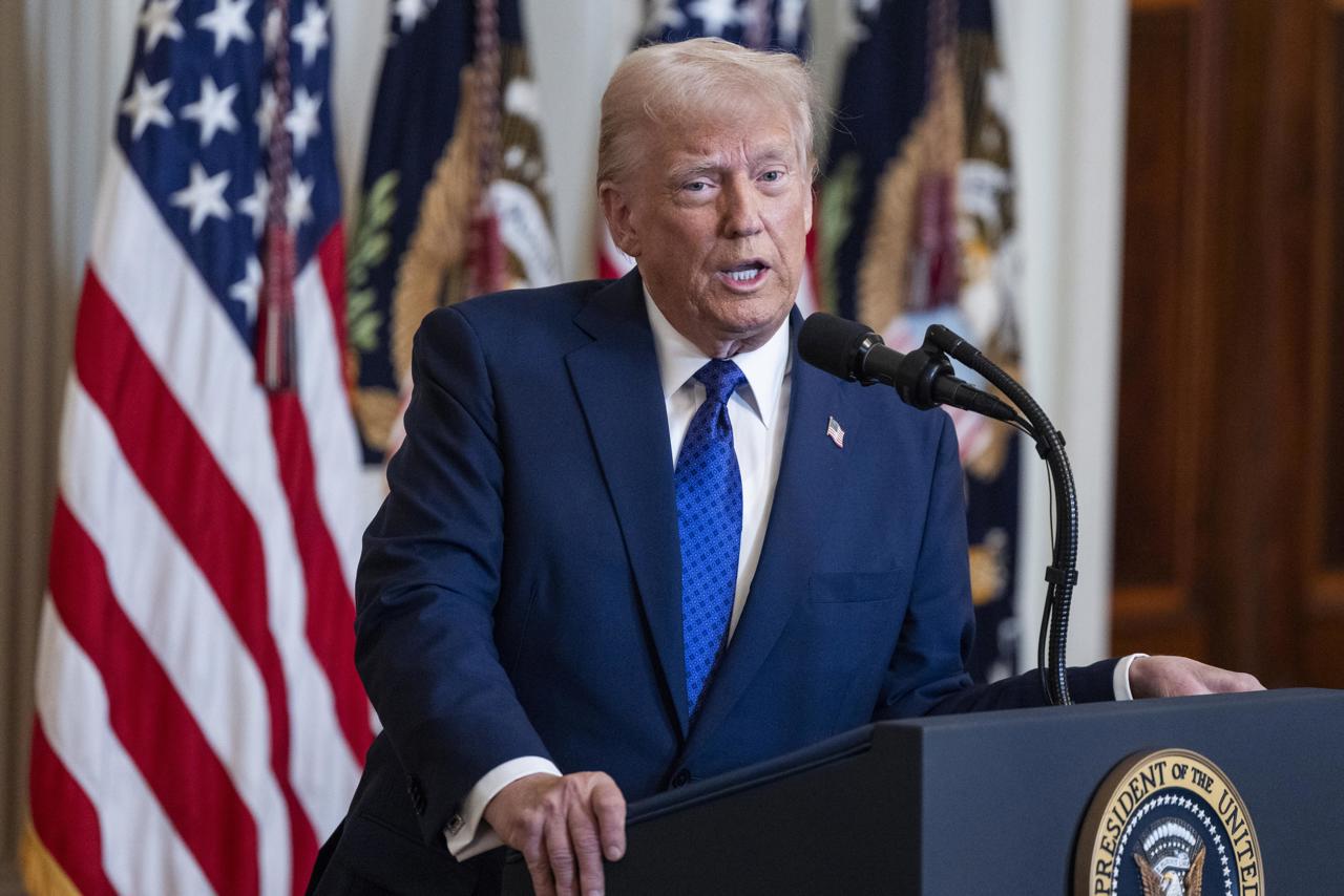 Trump asegura con orgullo que Colombia 'pidió perdón' una hora después de la orden de aranceles