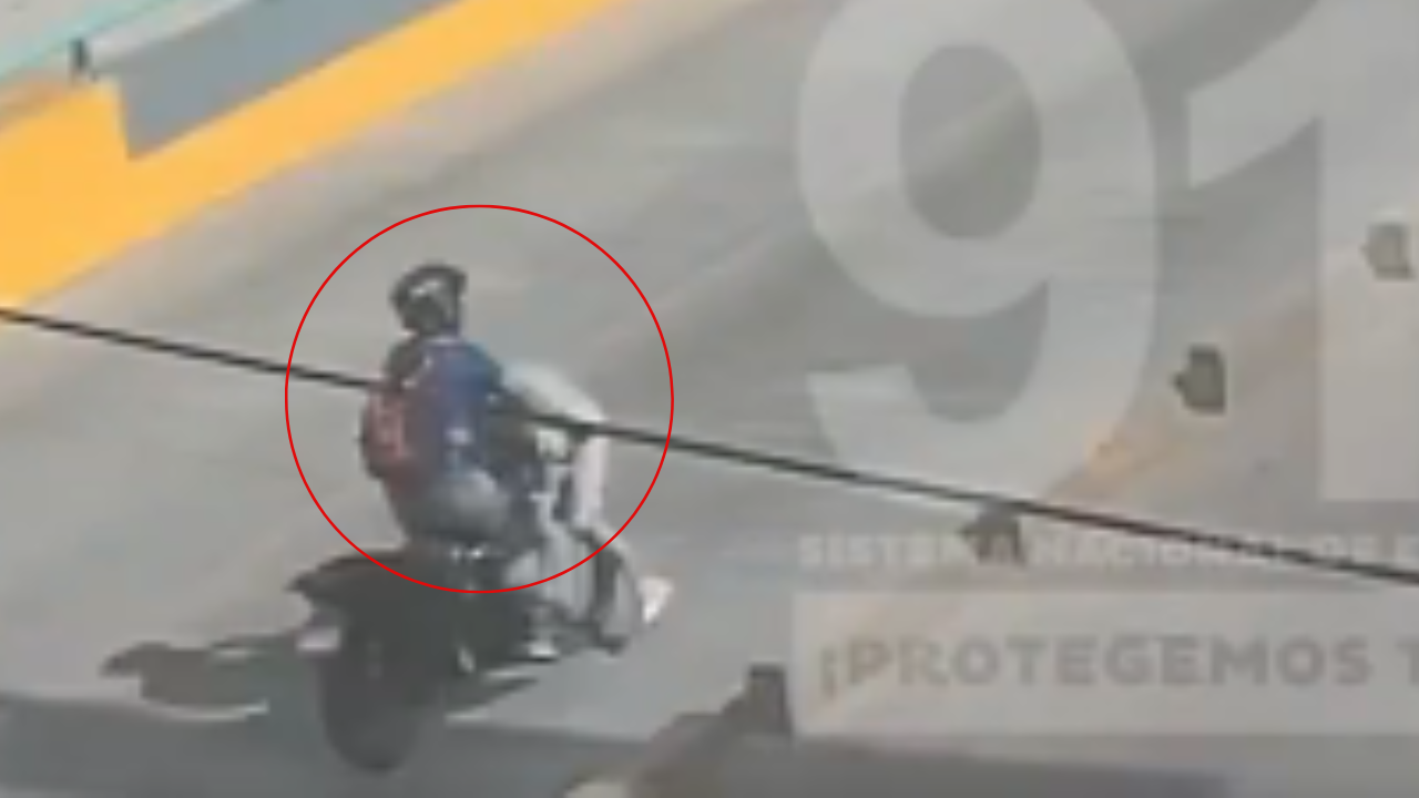 Captan momento en que mujer es atropellada por motociclista en Tegucigalpa