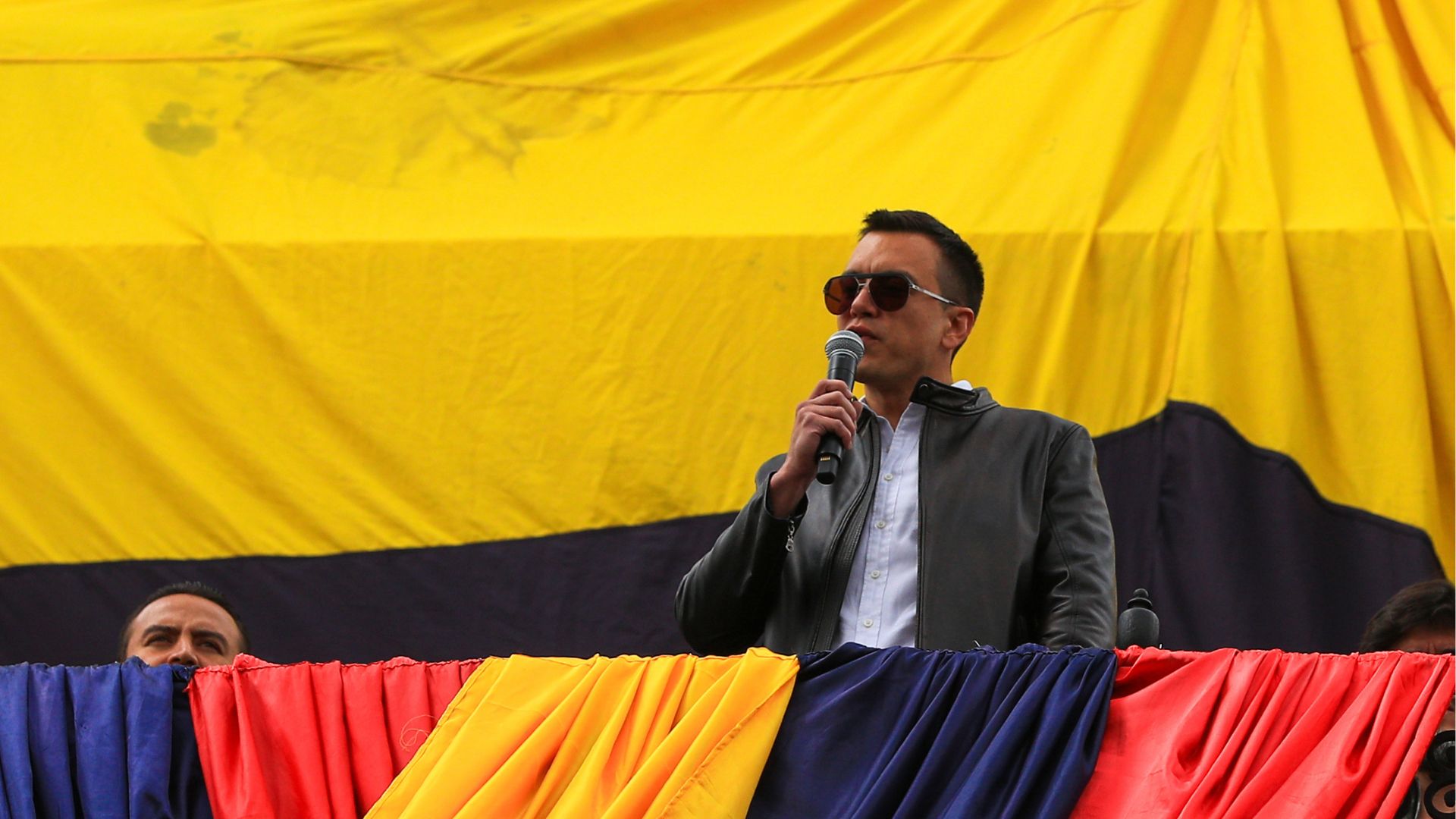Noboa encarga por cuatro días la presidencia de Ecuador a vicepresidenta temporal
