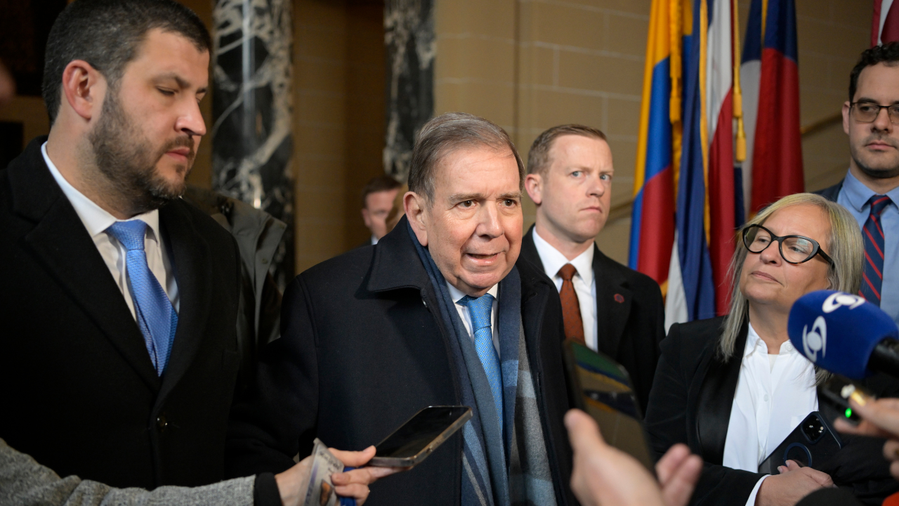 Edmundo González se reúne con el futuro asesor de Seguridad Nacional de Trump