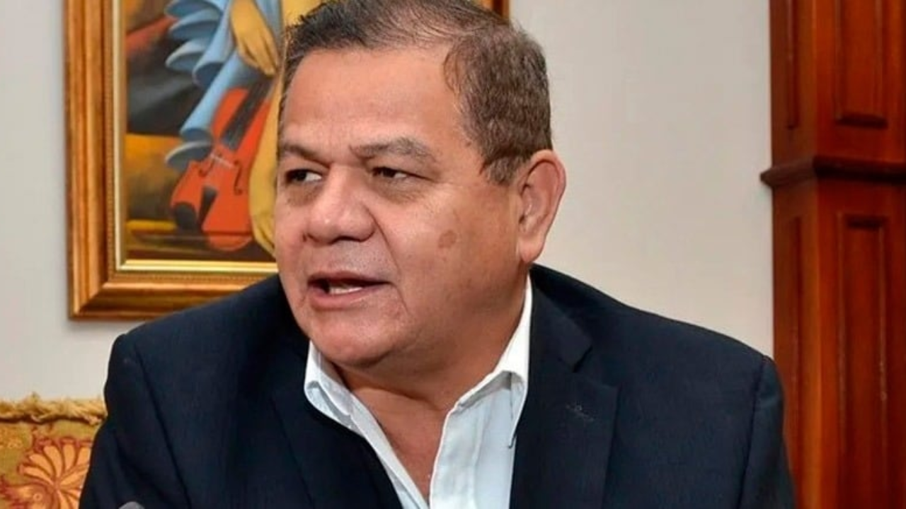 Romeo Vásquez Velásquez es hospitalizado de emergencia