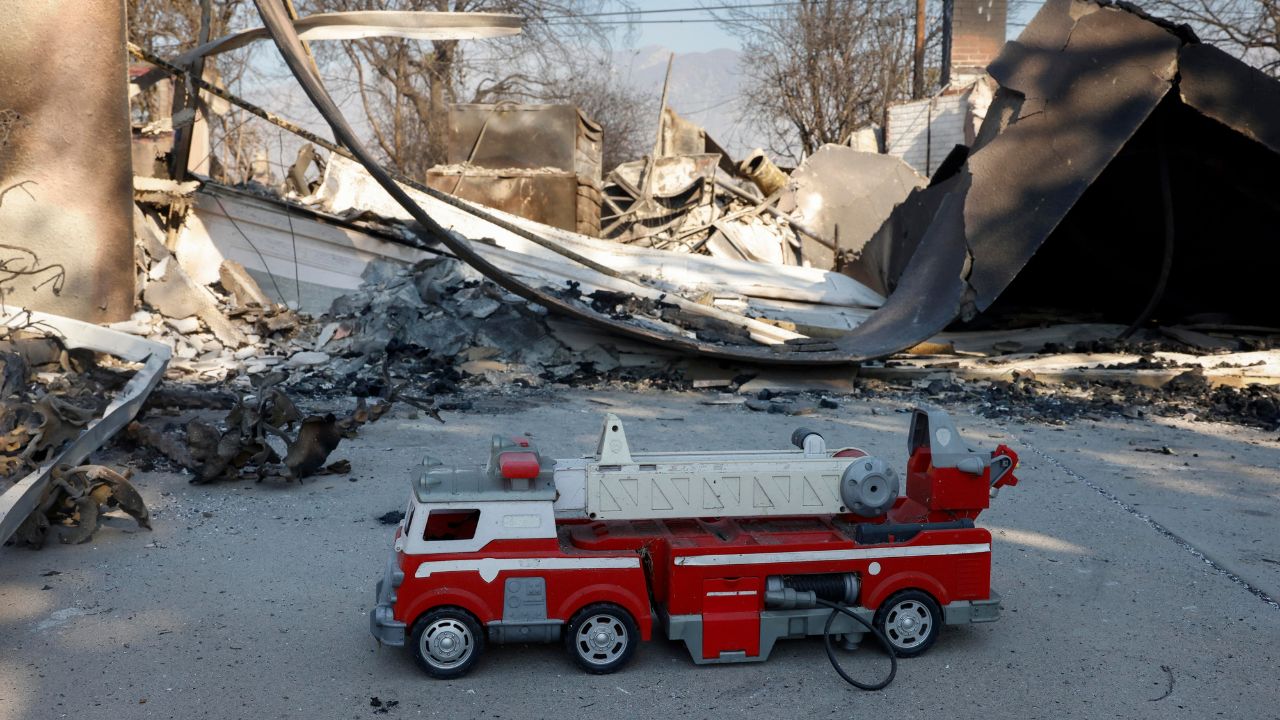 California duplica número de miembros de la Guardia Nacional para combatir los incendios