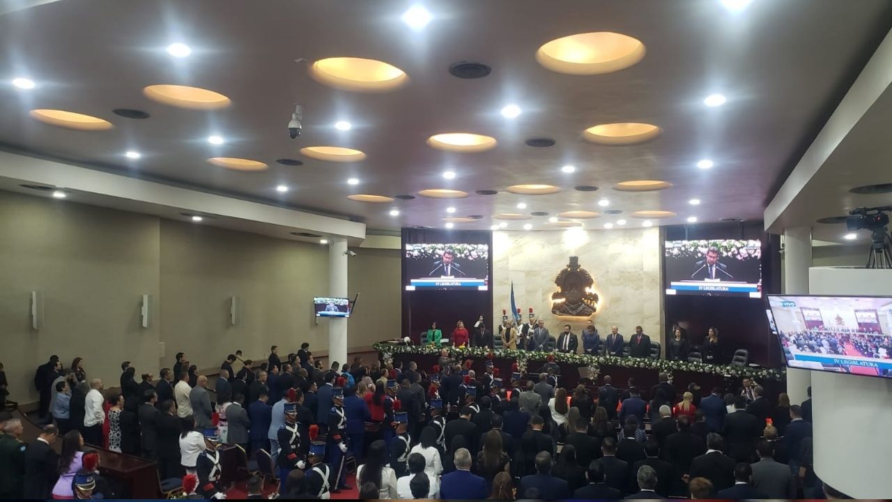 Congreso Nacional instala la IV Legislatura con la ausencia de Xiomara Castro