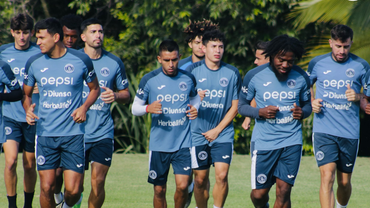 Motagua enfrentará 8 partidos sin su entrenador por esta razón