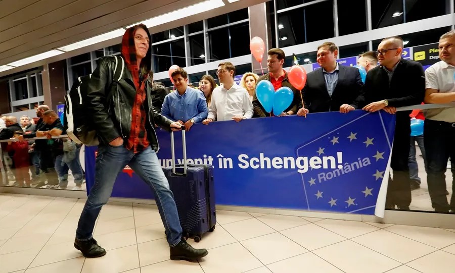 Rumanía y Bulgaria entran en el espacio Schengen y esperan un notable despegue económico