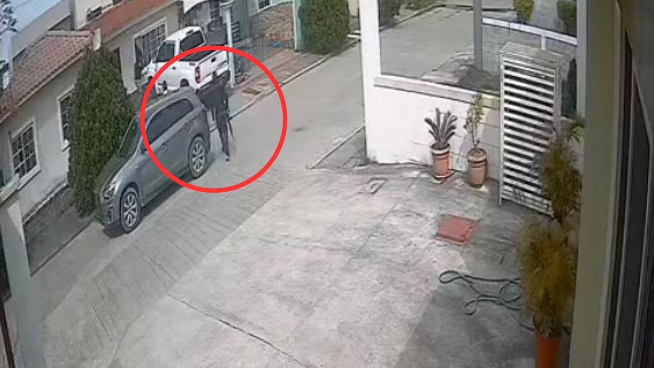 Revelan video de encapuchados con armas de grueso calibre ingresando a residencial de Tegucigalpa