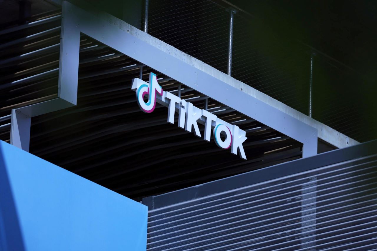 Trump confirma prórroga a TikTok y pide que tenga participación de Estados Unidos