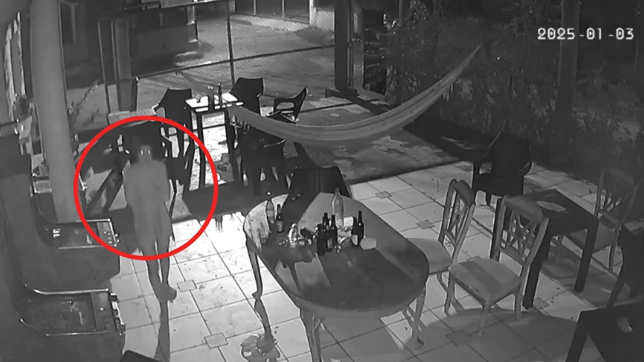 Video: Captan a mujer robando en un negocio en Olancho