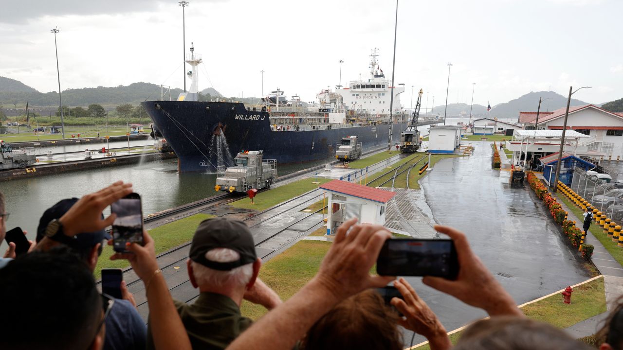 Gobierno de EE. UU. asegura que sus barcos ya no pagarán tarifas en el Canal de Panamá