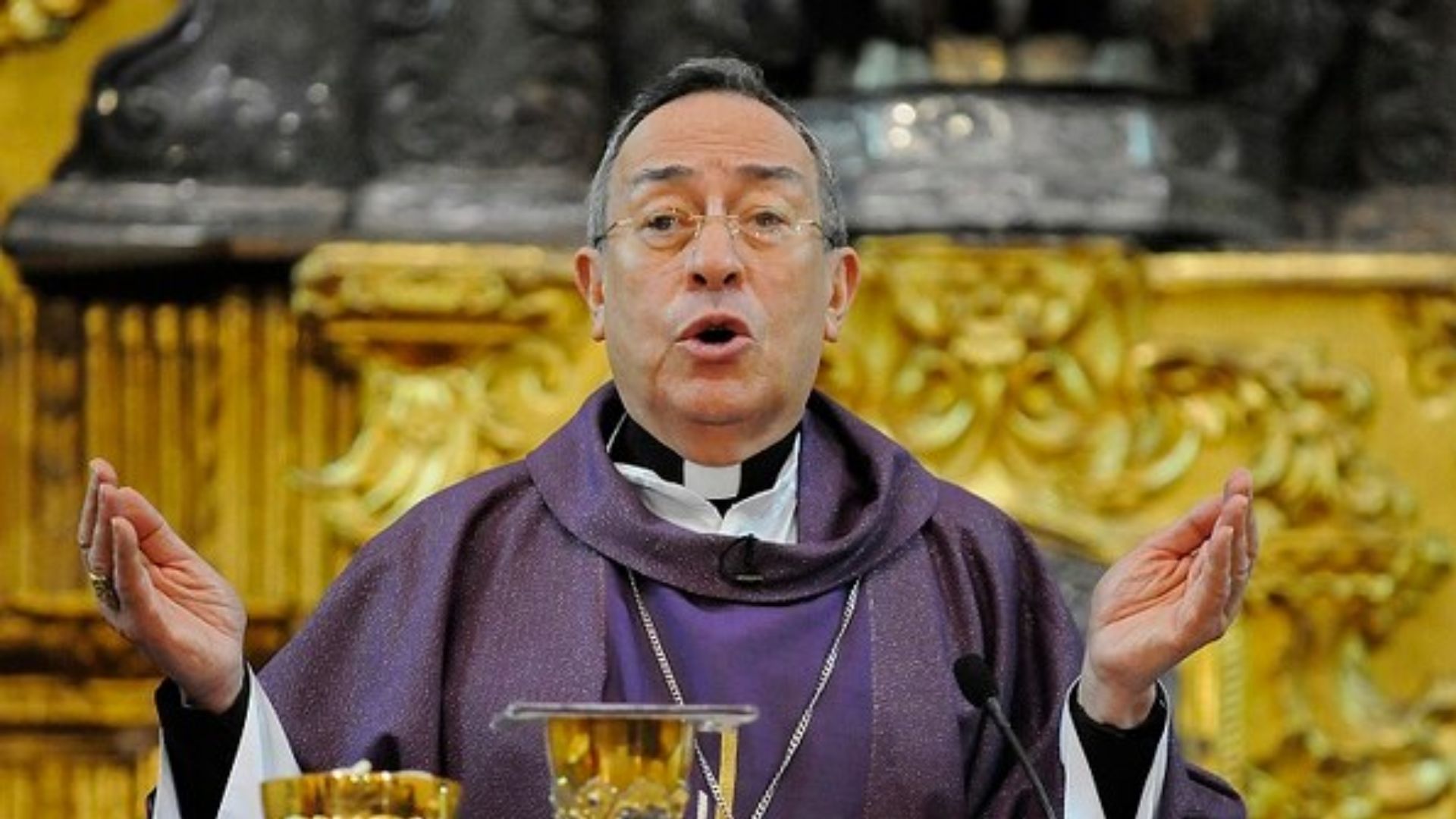 Cardenal Rodríguez lamenta millonario gasto en elecciones primarias: '¿Para qué, si hay tantos deportados?'