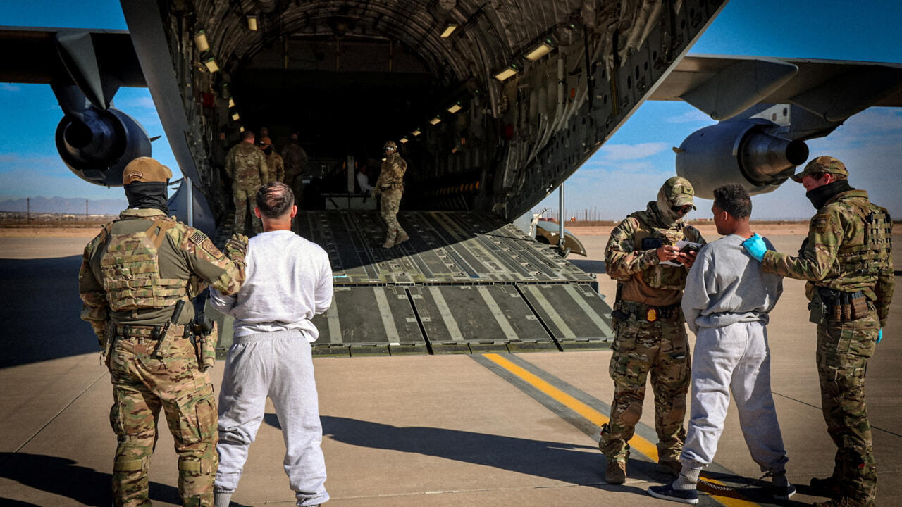 Casa Blanca asegura que enviados a Guantánamo eran miembros del Tren de Aragua