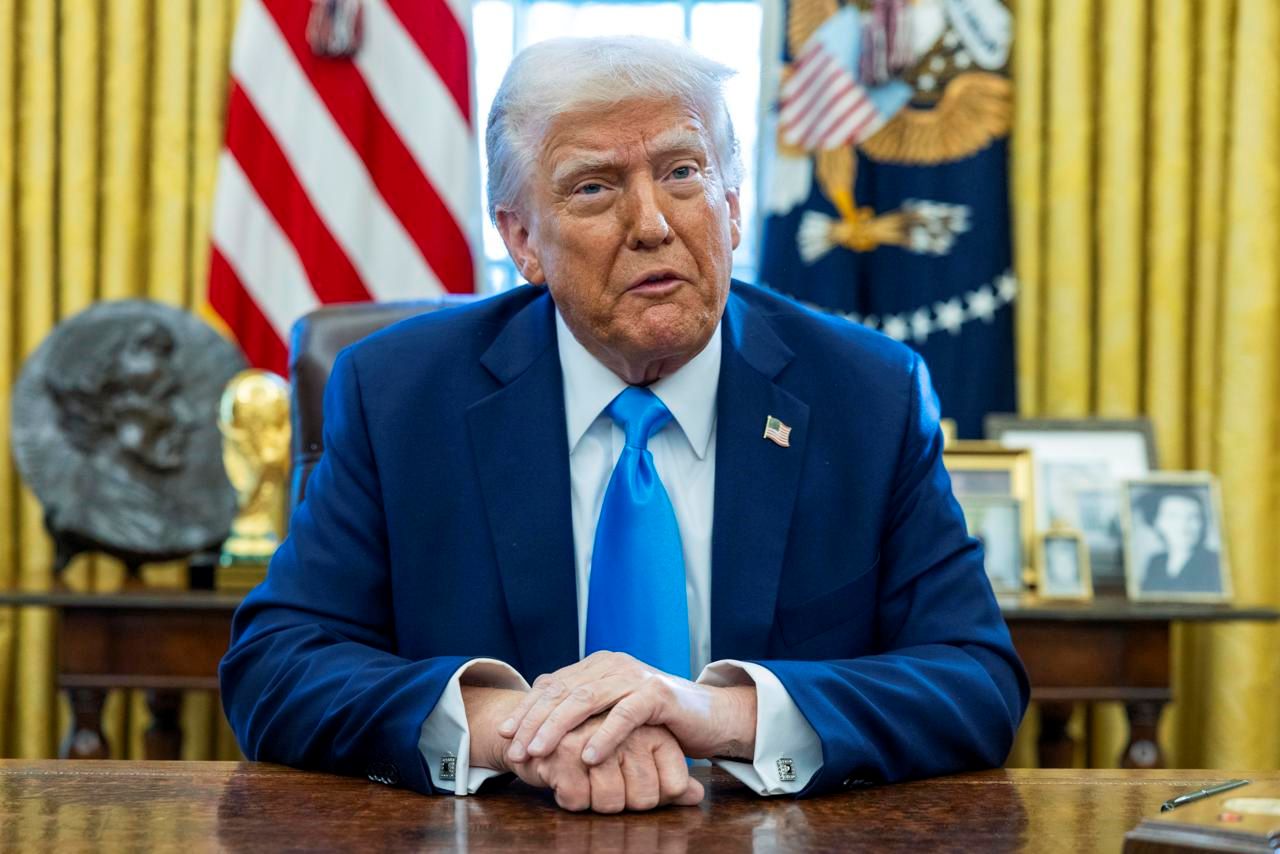 Trump advierte que Irán sería "aniquilado" si atenta contra su vida
