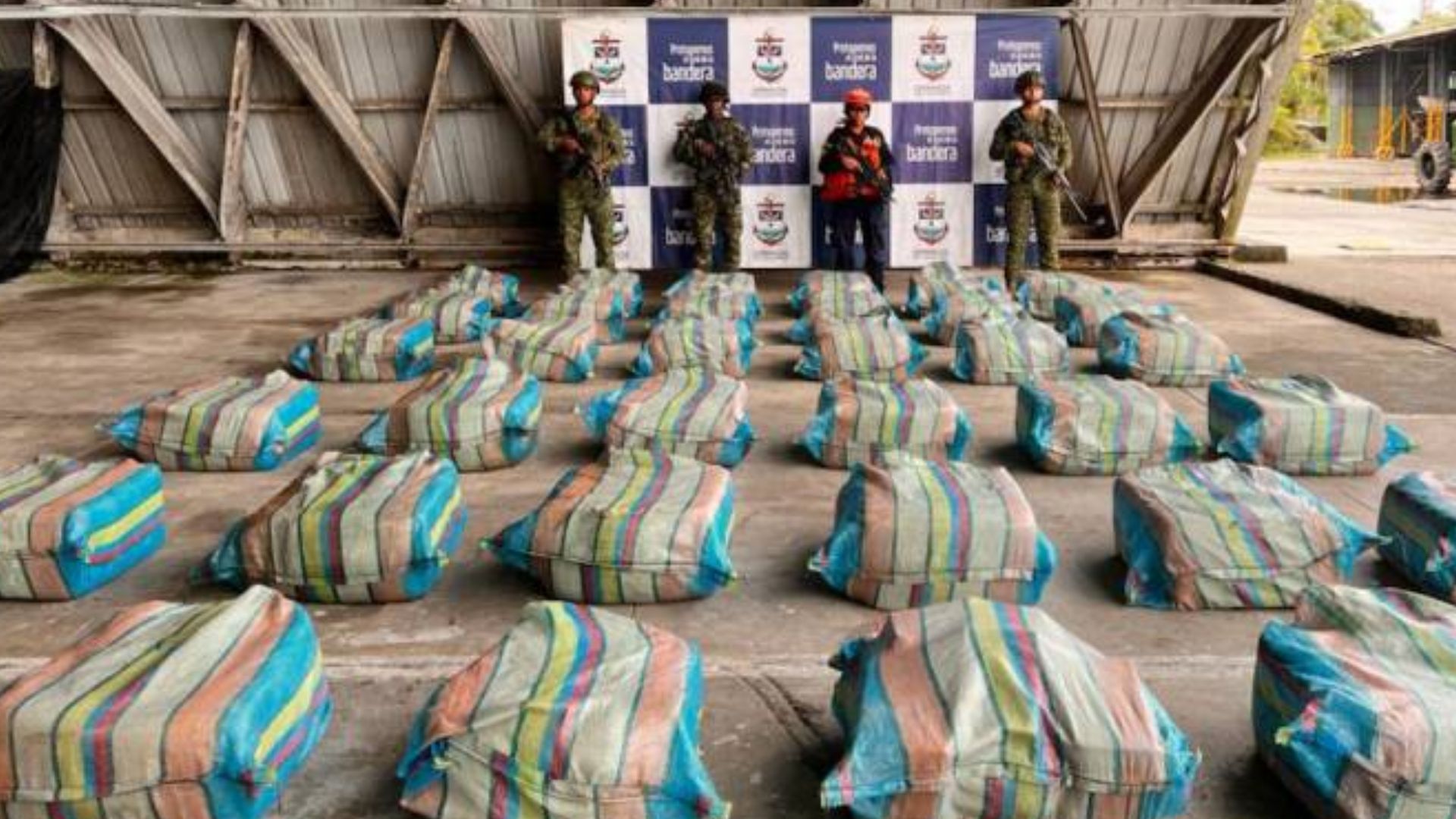 Incautan en Colombia cuatro toneladas de marihuana, el mayor intento de contrabando de los últimos 5 años