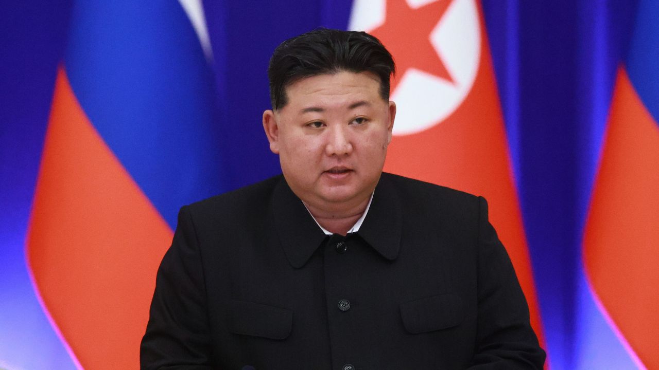 Kim acusa a EE. UU. de incrementar riesgo de guerra mundial y llama a sacar músculo nuclear