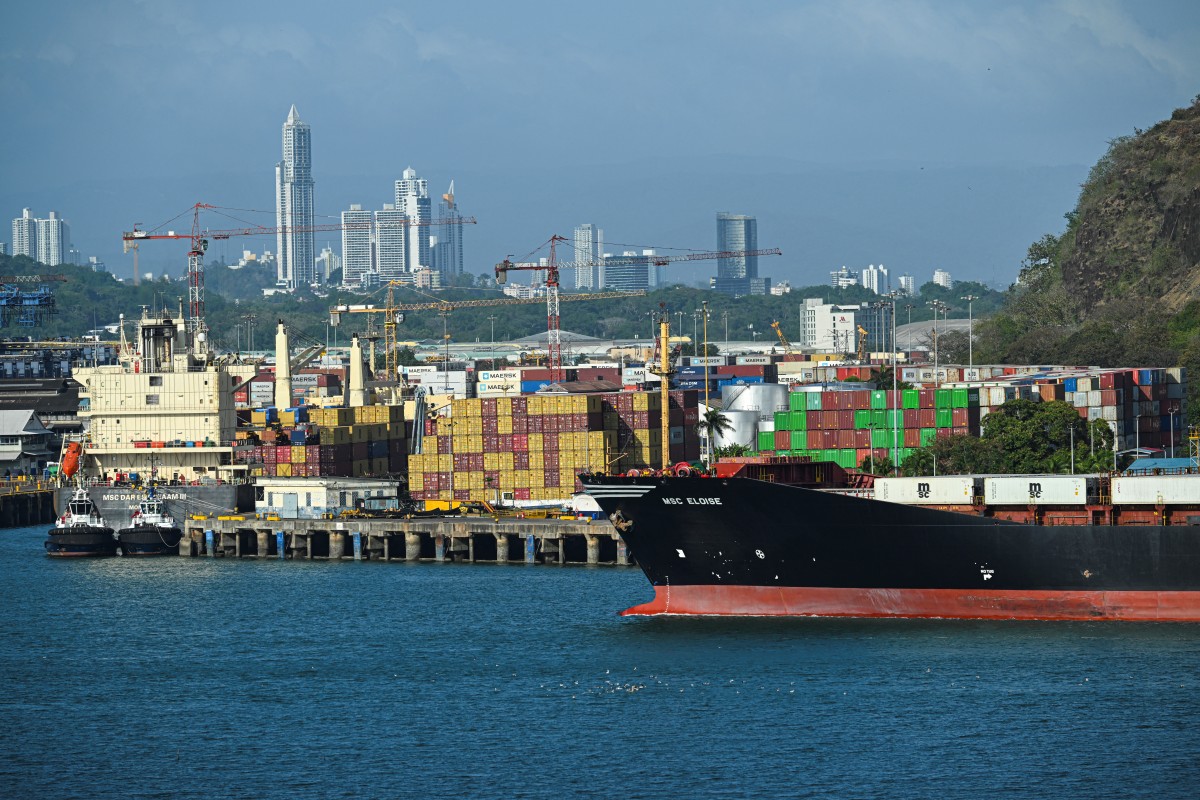 Panamá califica de "falsedad absoluta" anuncio de EE. UU. sobre peajes del canal