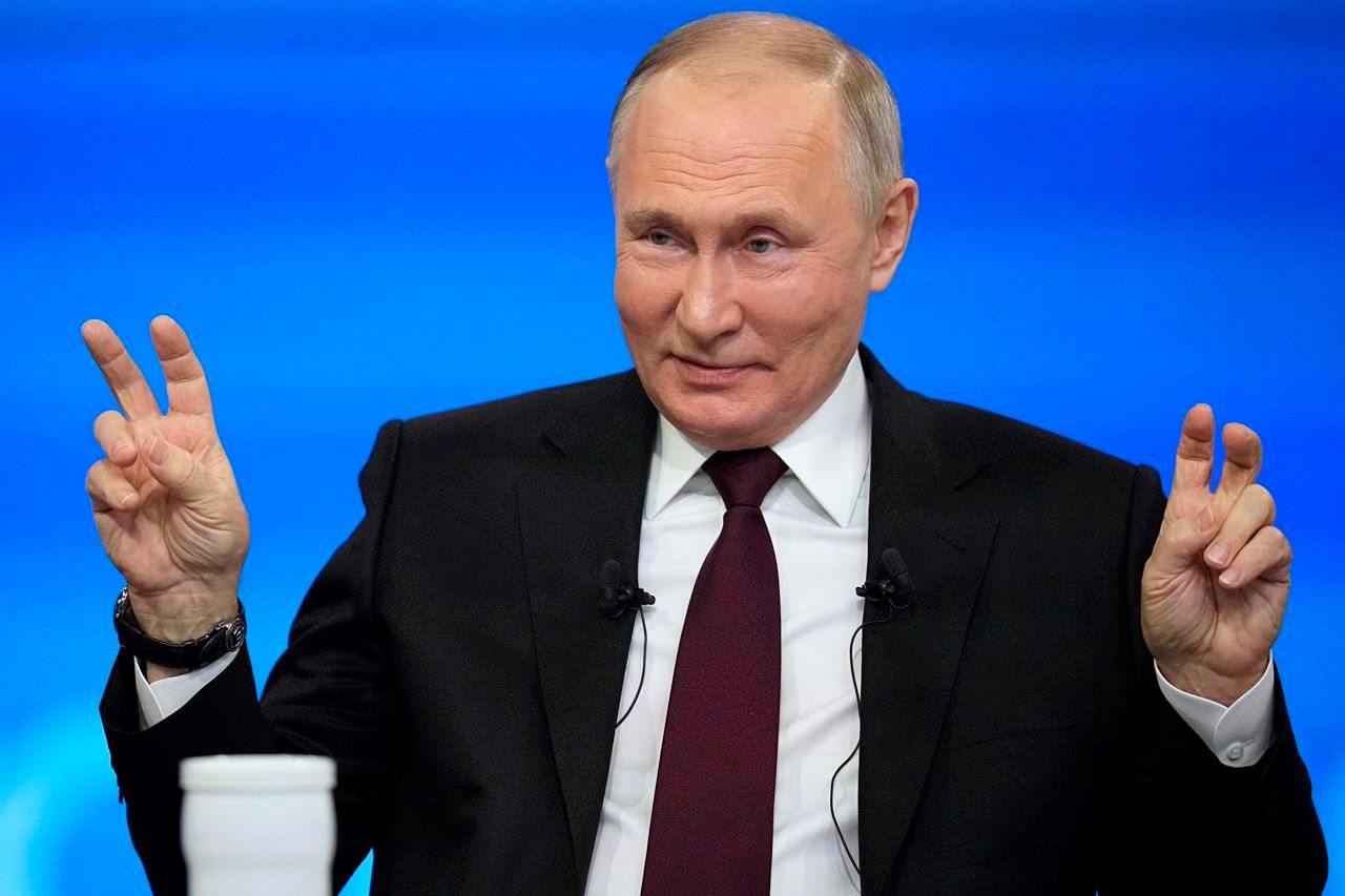 Putin dice que las élites políticas europeas terminarán "moviendo la cola" ante Trump
