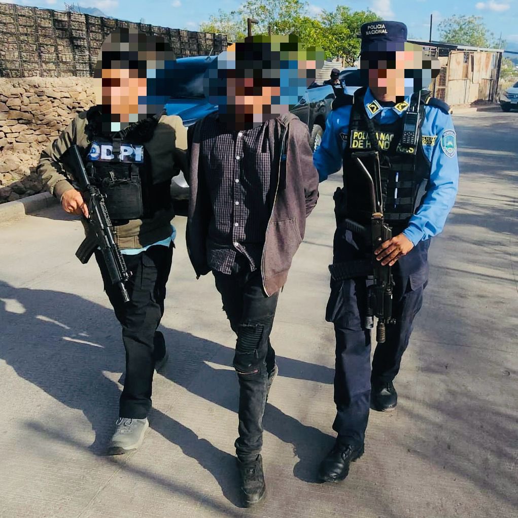 El hondureño llevado por policías