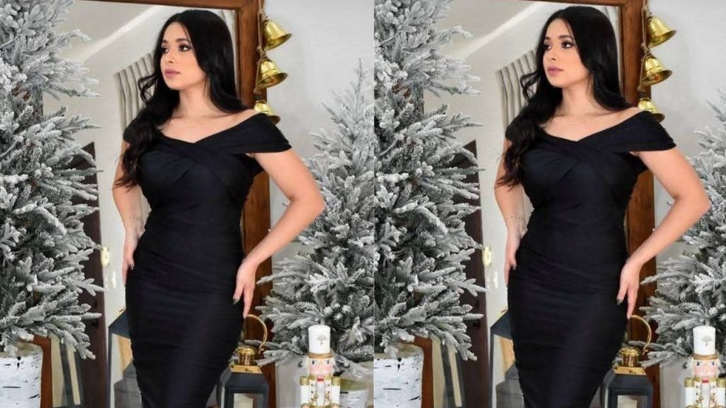 Liliana Ondina de pie