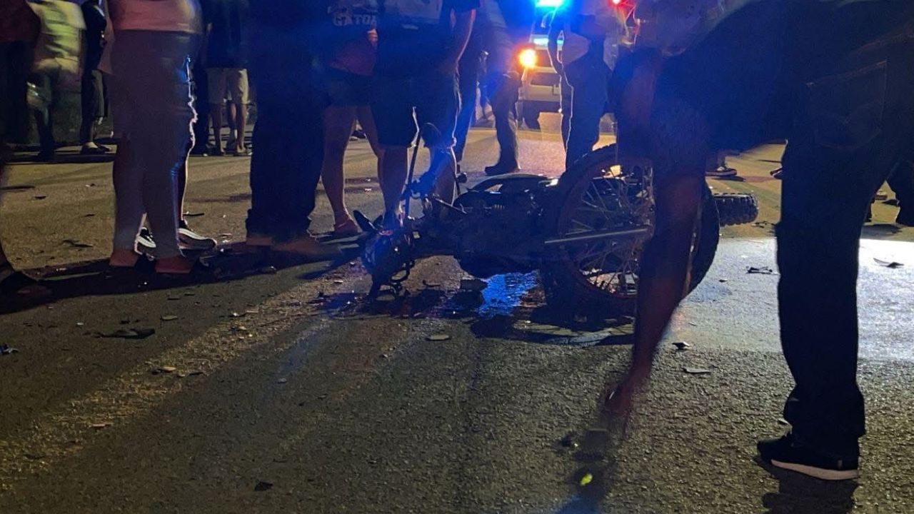 Choque de motocicletas deja dos muertos y un herido grave en Olanchito