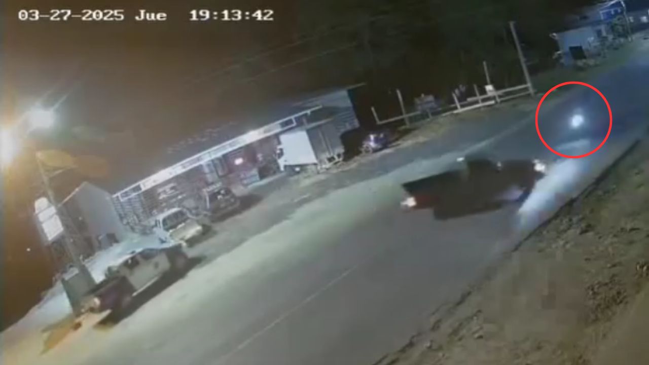 Difunden vídeo de accidente de tránsito frente una patrulla en Marcala, La Paz