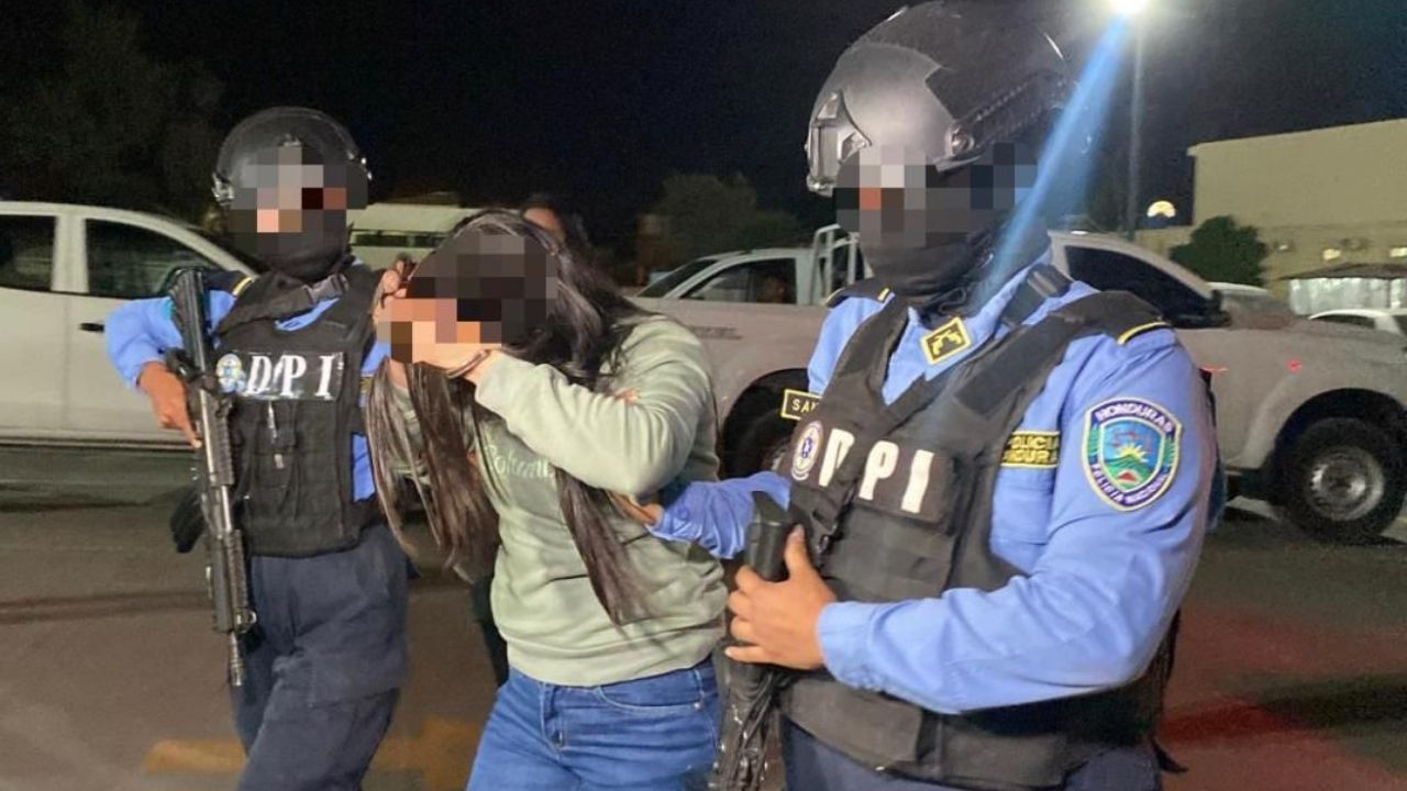 Dictan detención judicial a mujer acusada de asesinar a su esposo en Mateo