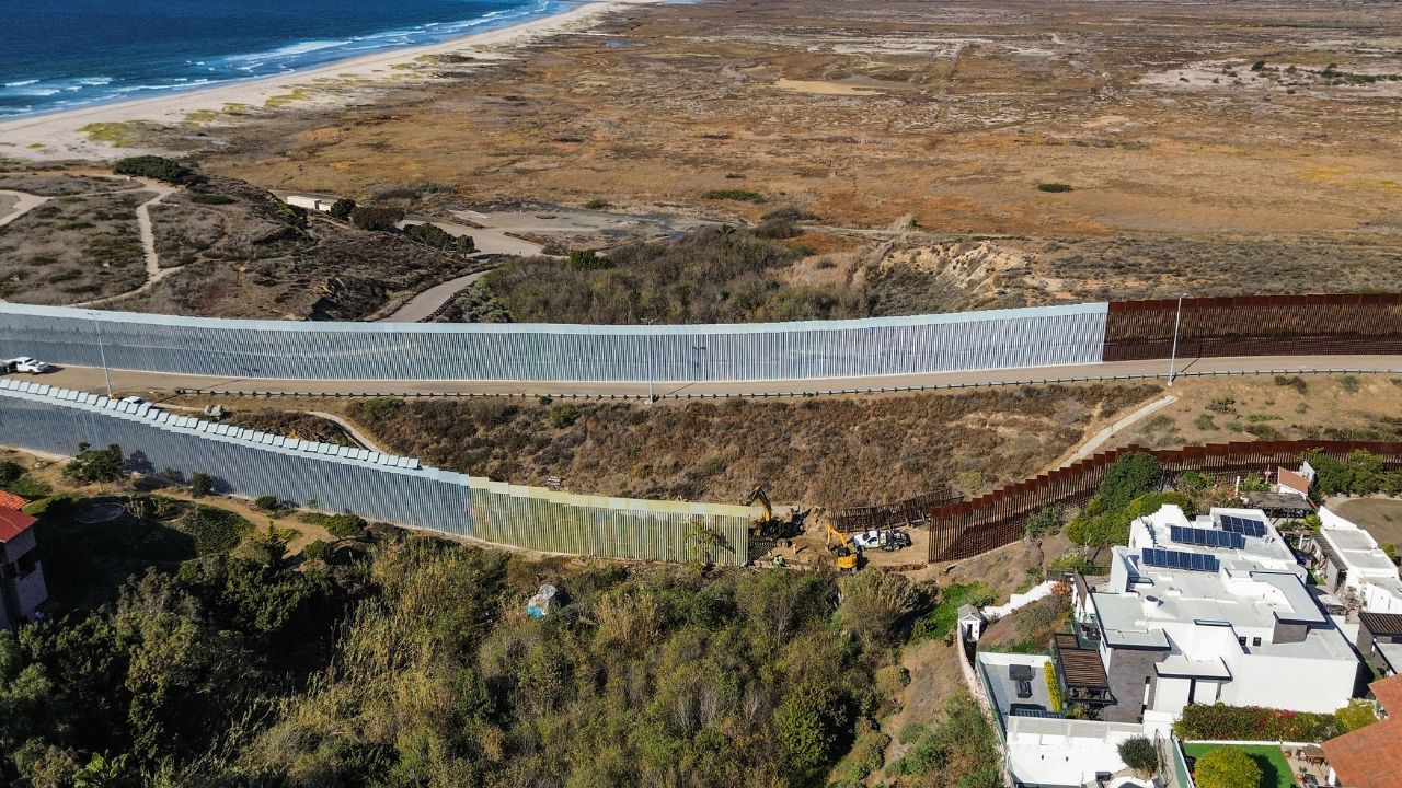 Estados Unidos añadirá más de 10 kilómetros a su muro fronterizo con México