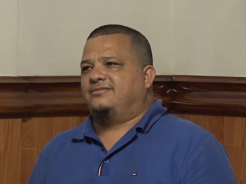 Iván Abad Velásquez