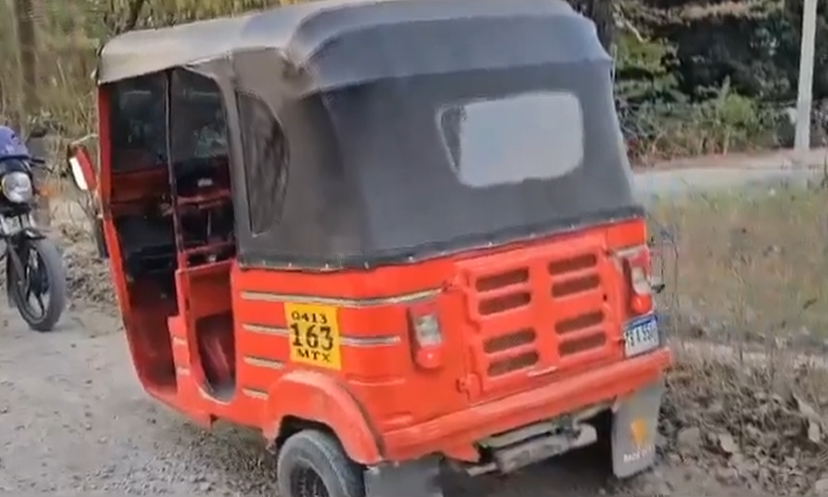 La mototaxi en el lugar