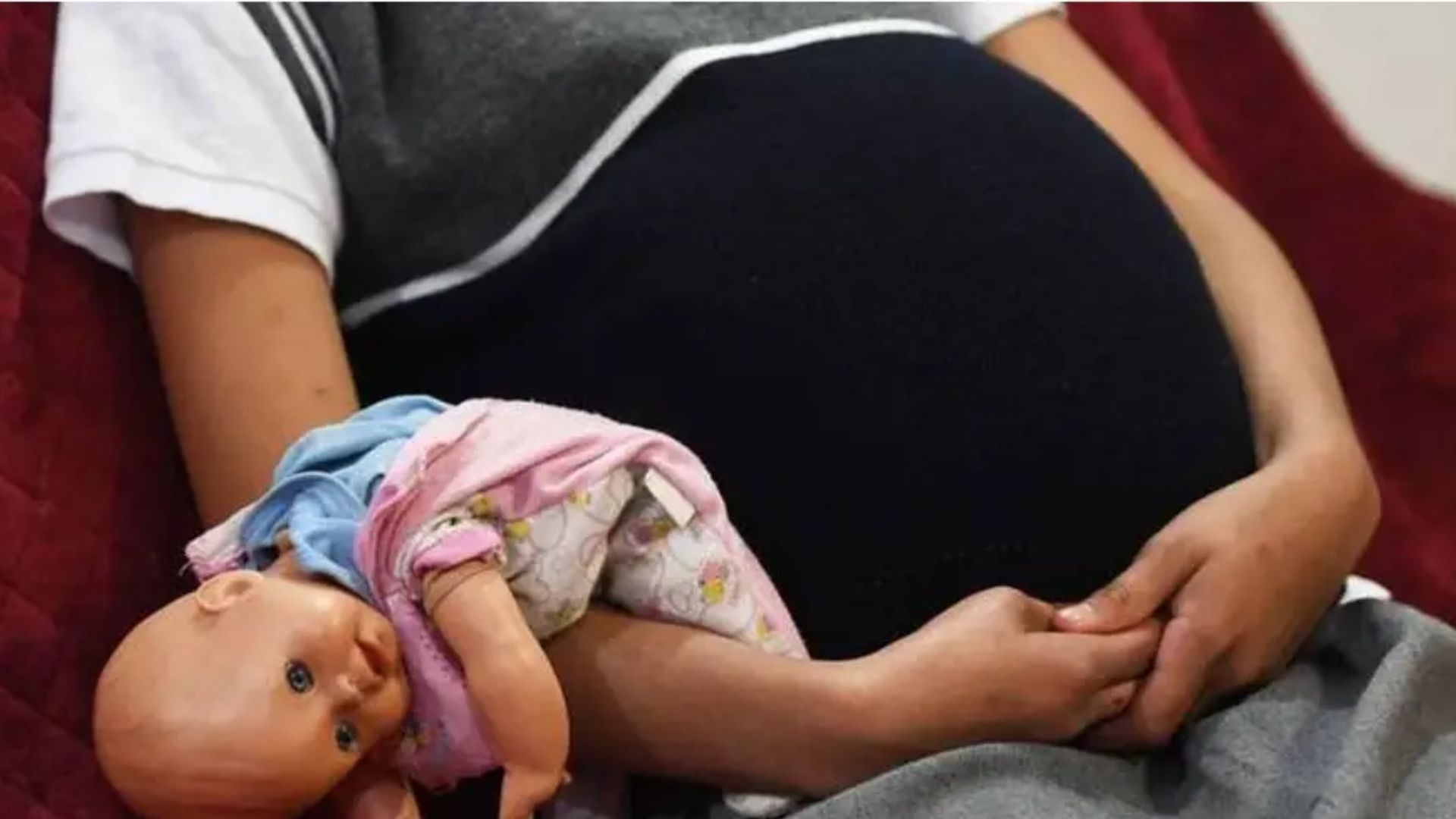 Imagen de Revelan últimas fotografías que dejó menor asesinada por su novio en Comayagua