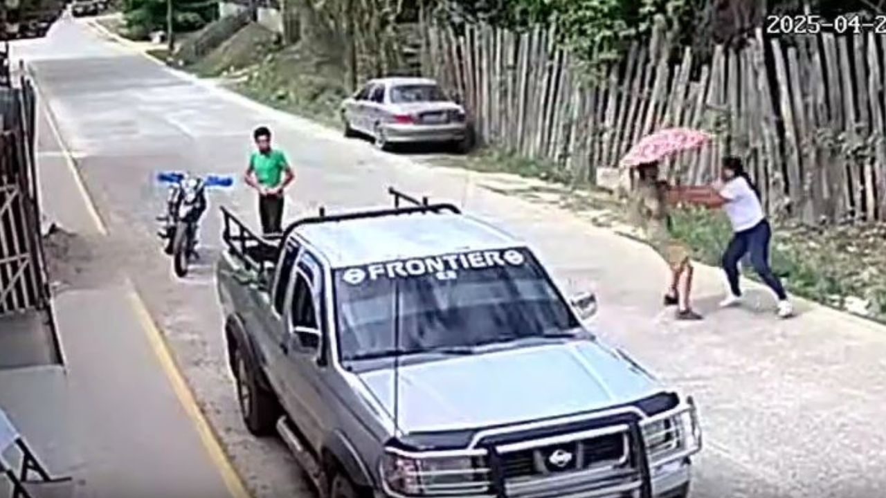 Video capta cuando hombres en moto asaltan a jovencita en Guaimaca