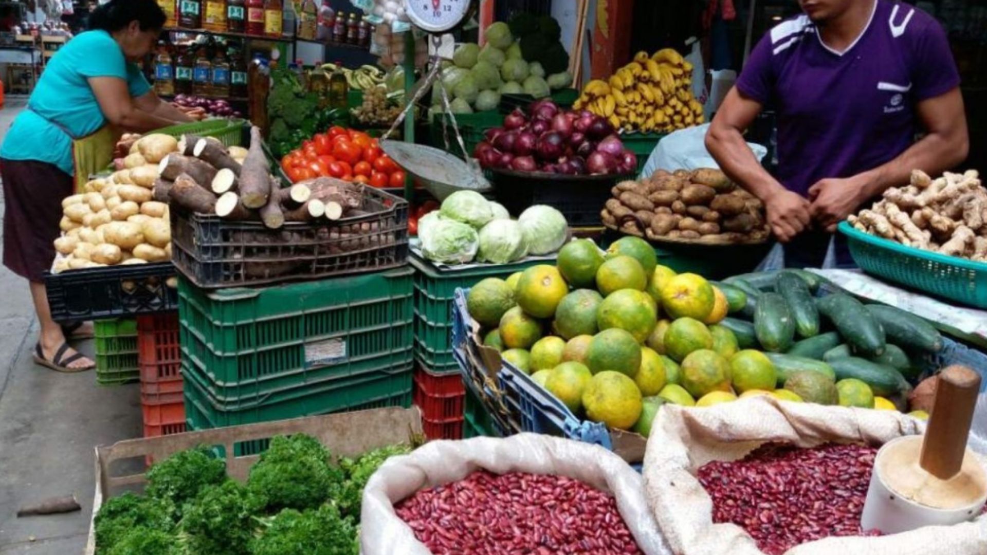 Semana Santa: precios elevados de mariscos, frutas y verduras en Honduras