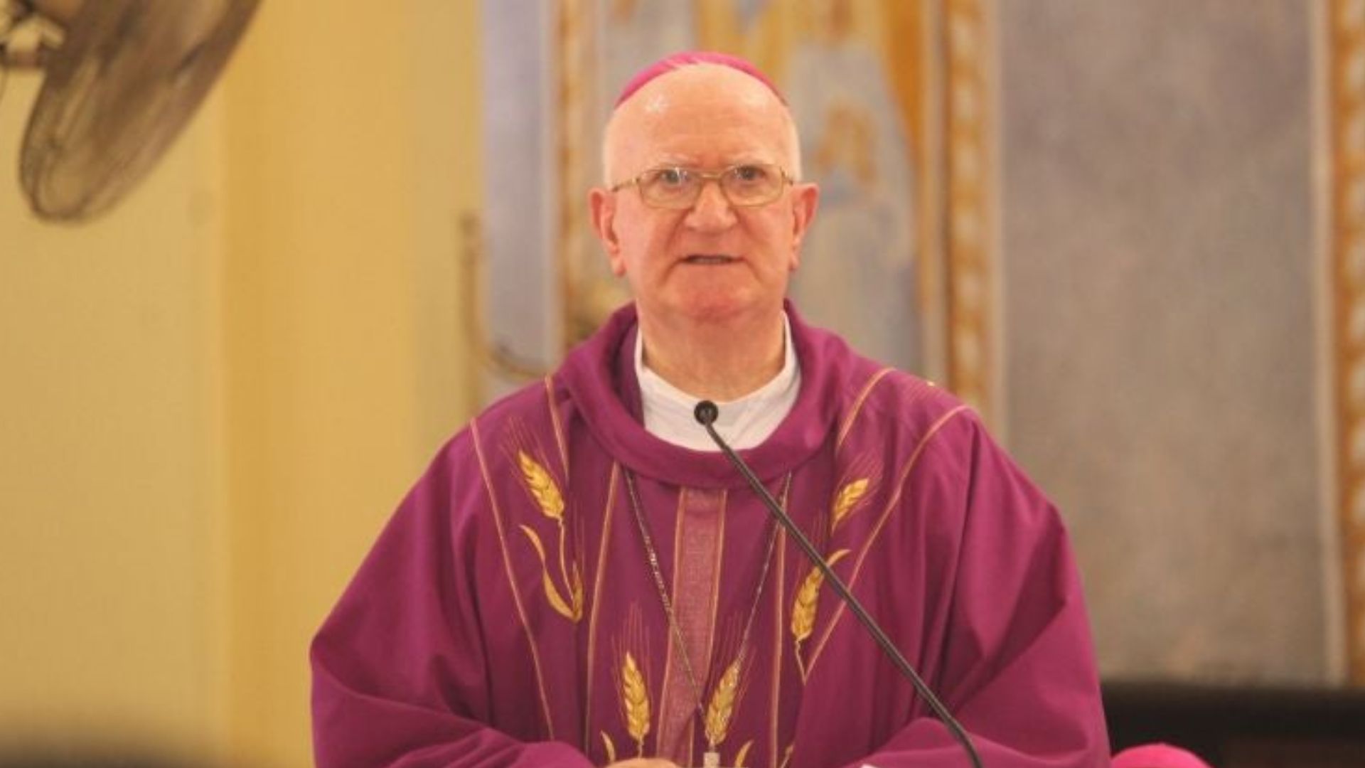 Monseñor Miguel Lenihan llama a Xiomara Castro y a políticos a trabajar por los más necesitados