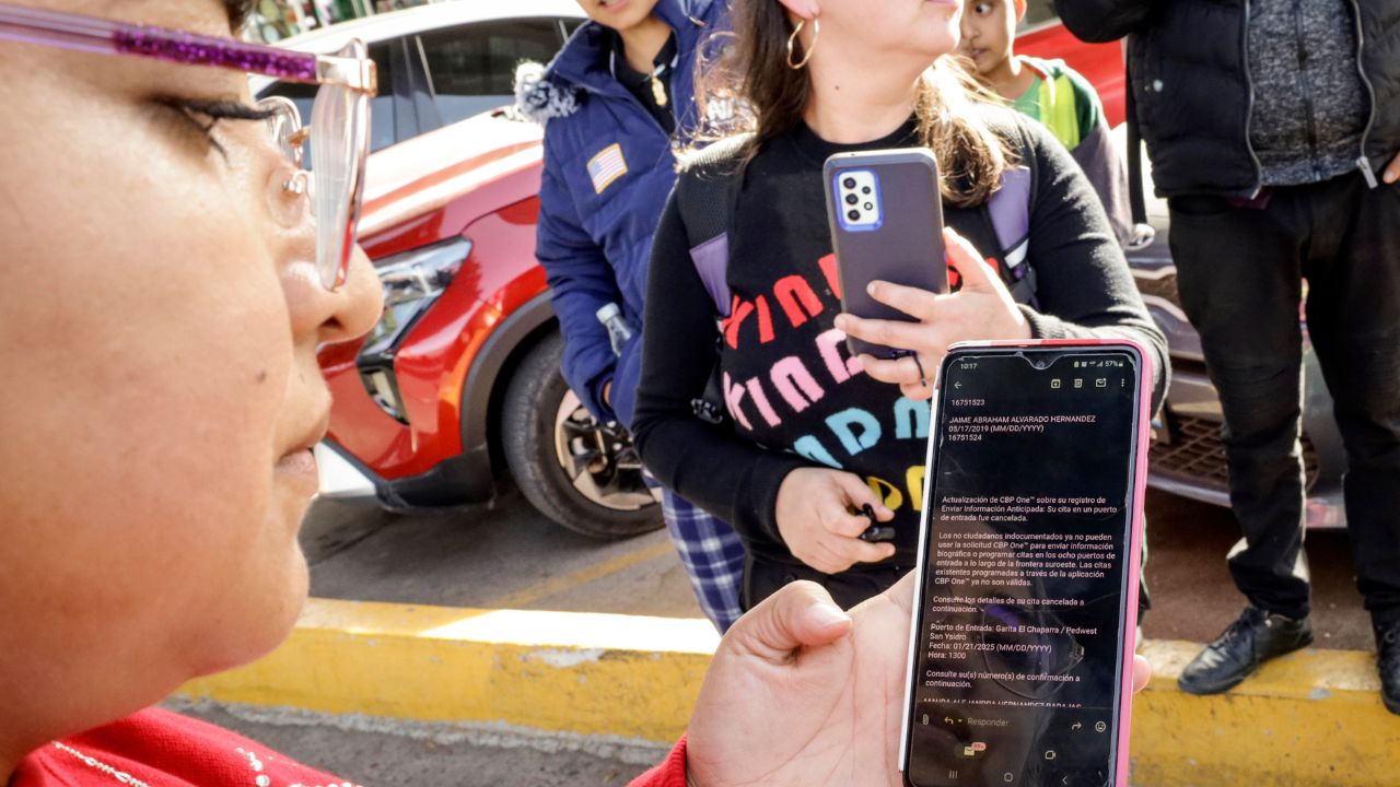 Esto pasará con migrantes que ingresaron a Estados Unidos mediante CBP One