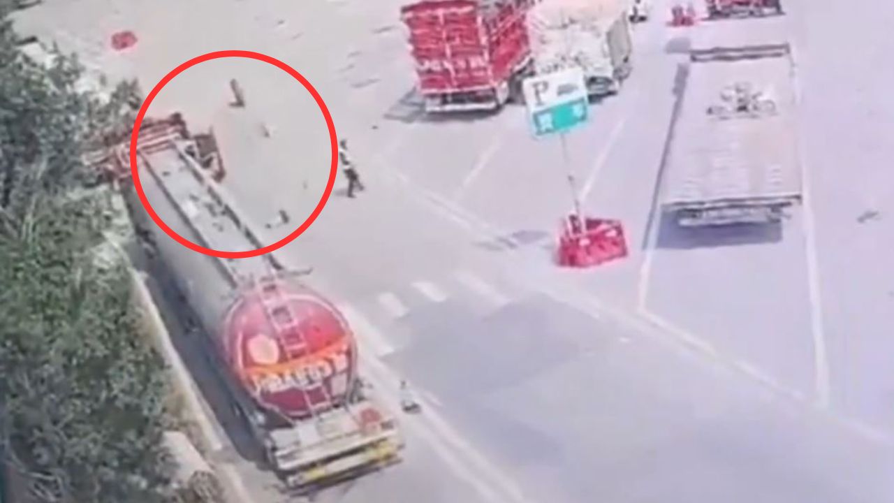 VIDEO: Llanta desprendida rueda más de un kilómetro y mata a un hombre