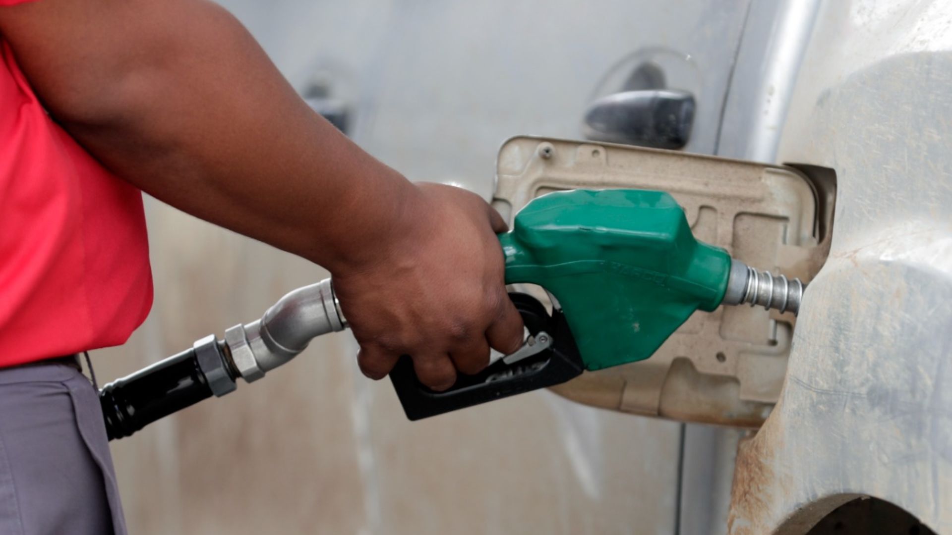 Precios de los combustibles en Honduras seguirán con rebajas del 5 al 11 de mayo