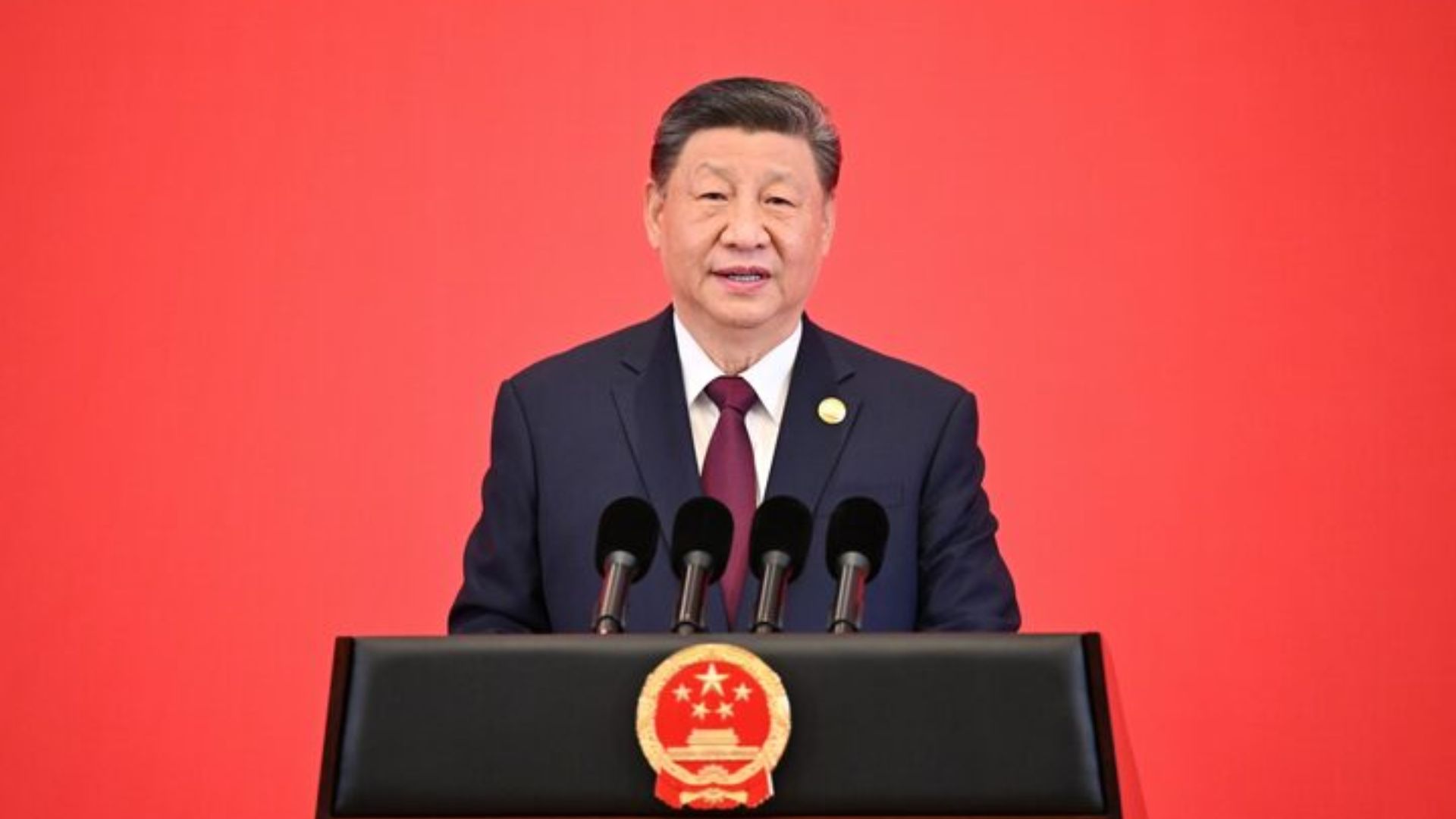 China pide 'calma' para preservar comercio global ante  guerra arancelaria