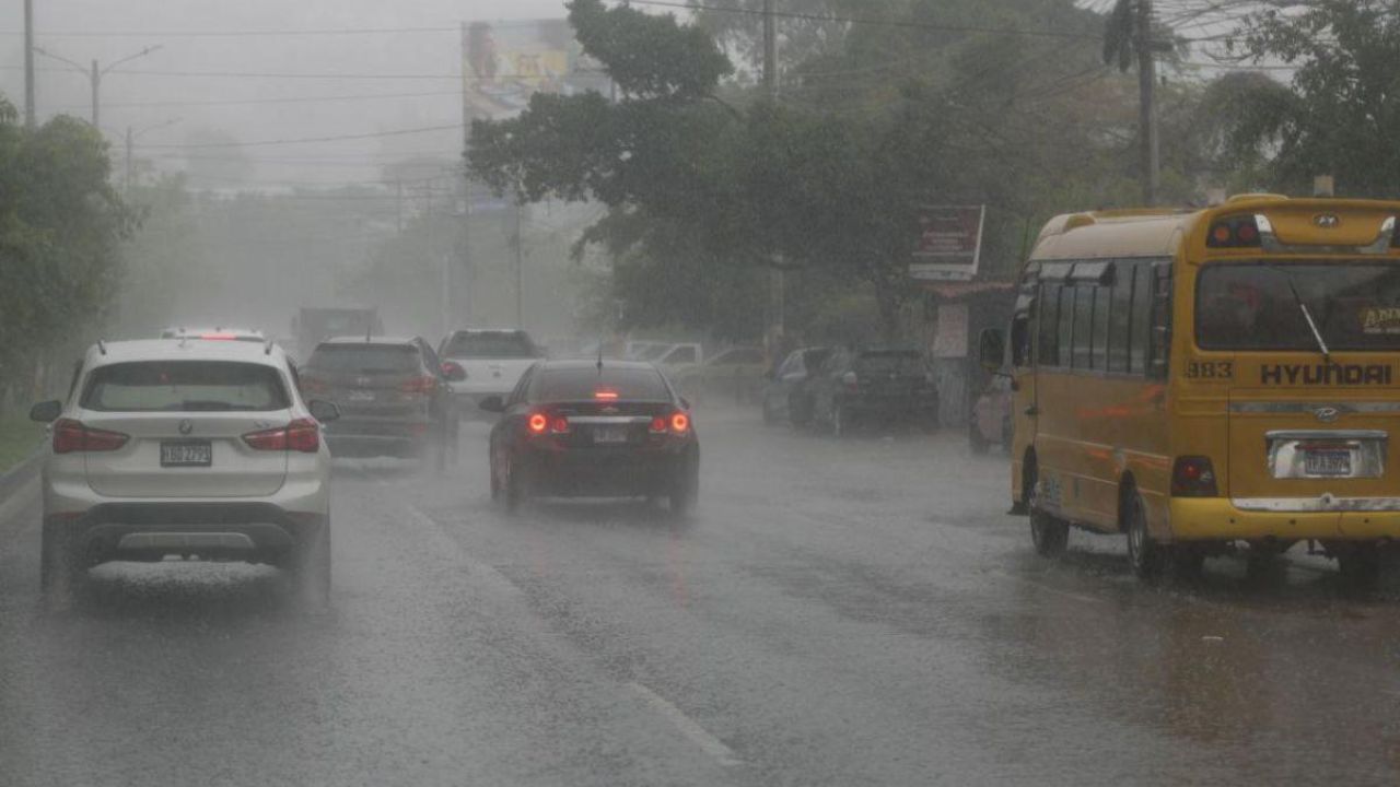 Anuncian cuándo habrá lluvias en Honduras por ingreso de humedad y onda tropical