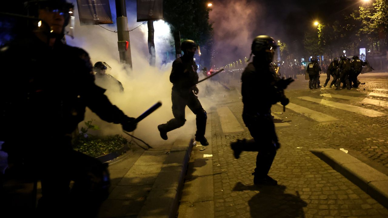 París se convirtió en una gran fiesta manchada por disturbios tras final de UCL