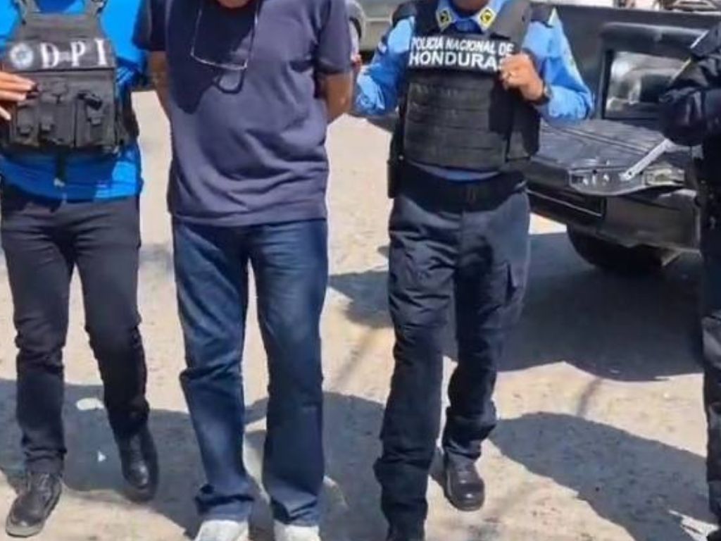 Cae administrador de empresas que sometía a abusos a esposa e hija en Copán