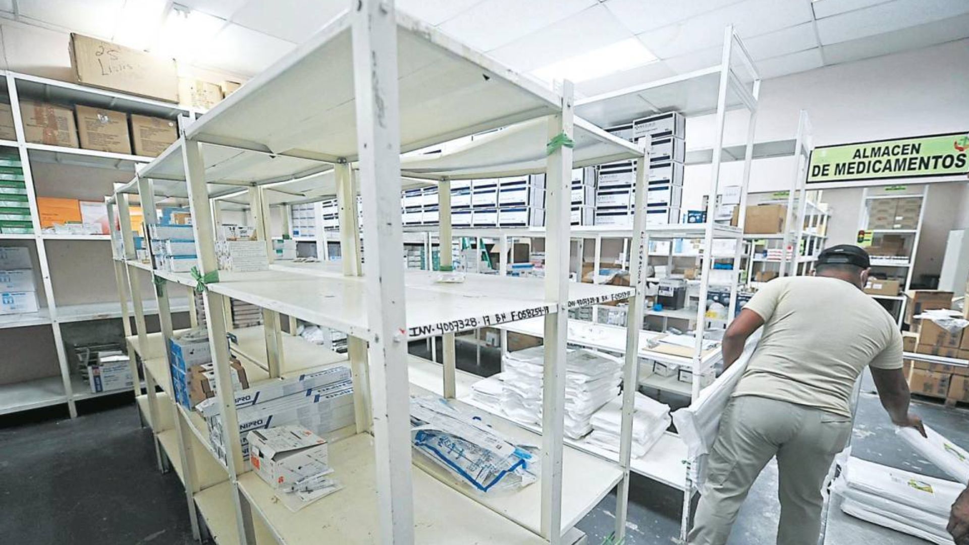 Editorial HRN: El infame negocio de la compra de medicamentos