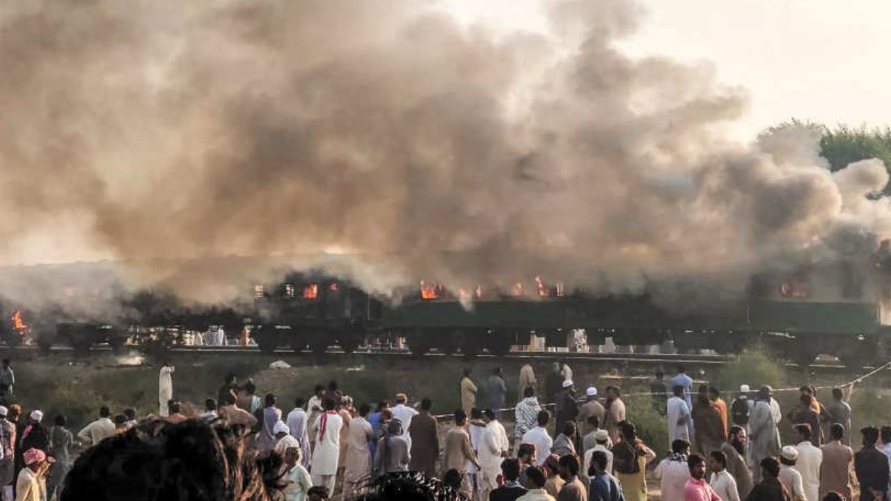 El conflicto entre India y Pakistán arrecia con al menos 38 civiles muertos