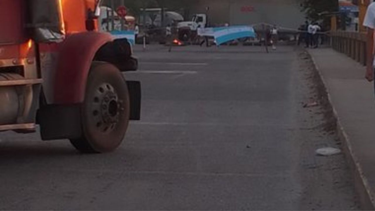 VIDEO: Gases, piedras y balas en Choloma durante protesta por caso Koriun