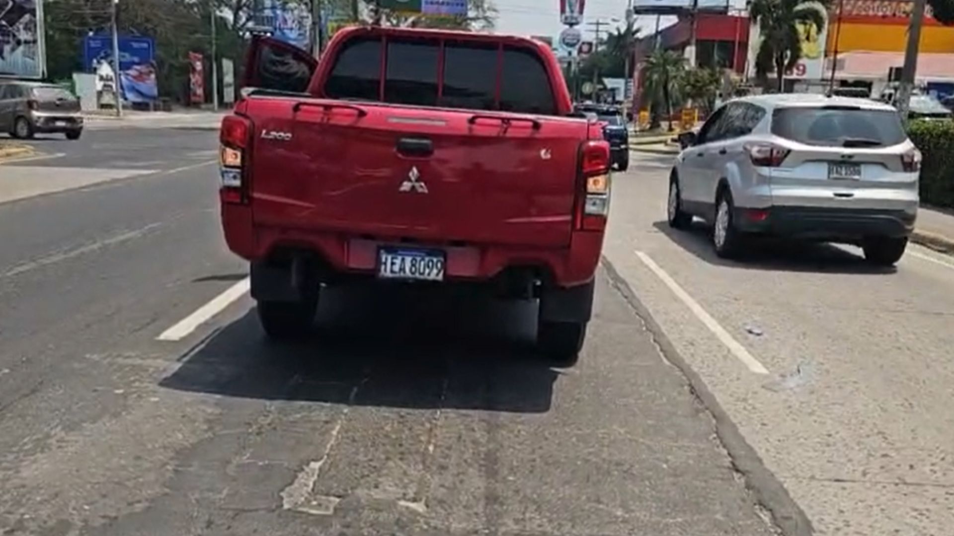 VIDEO: Asaltan a conductor y le roban más de 140 mil lempiras en San Pedro Sula