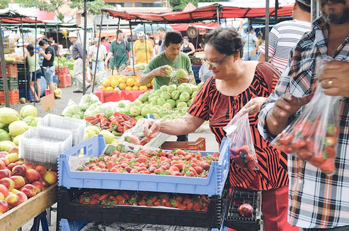 Alzas y bajas de precios en ferias de la capital para este fin de semana